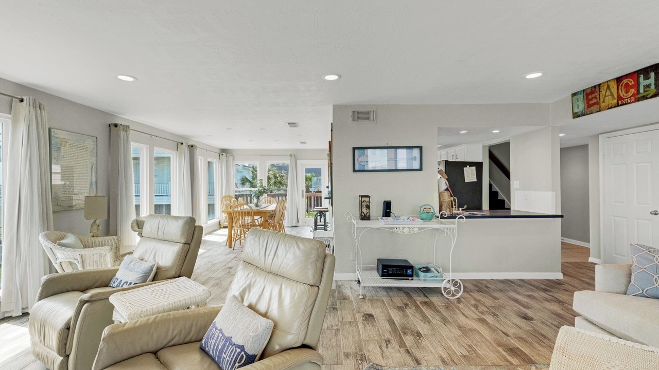 Photo of Bedroom in Pointe San Luis