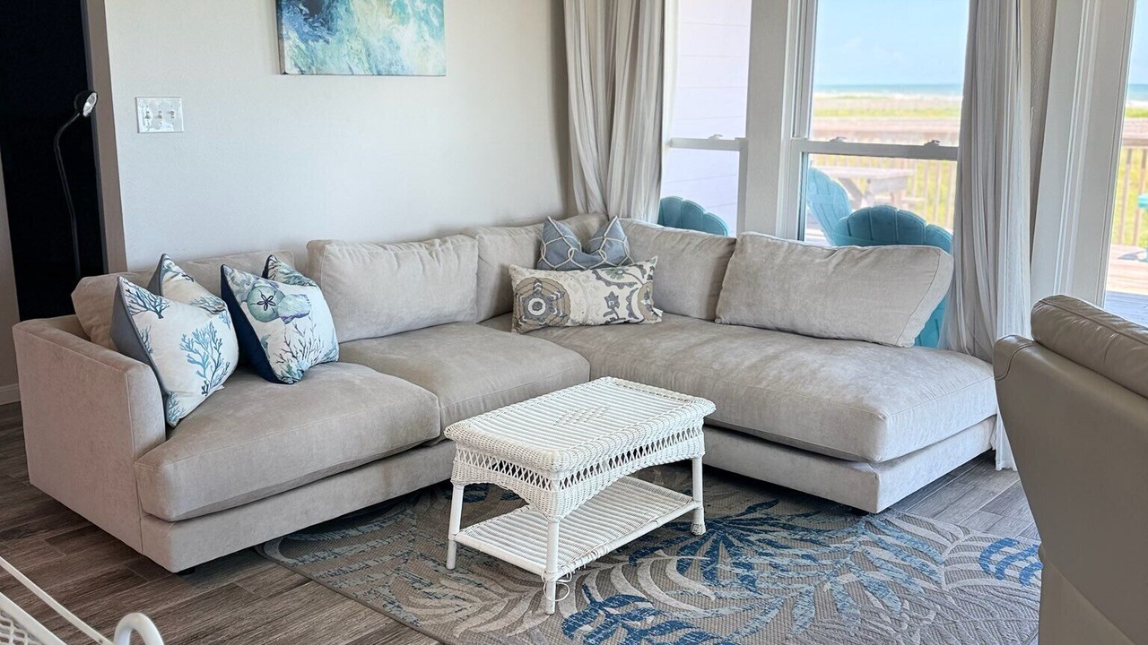 Photo of Livingroom in Pointe San Luis