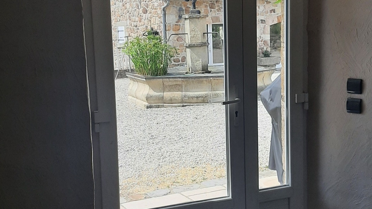 Photo of Others in Banne