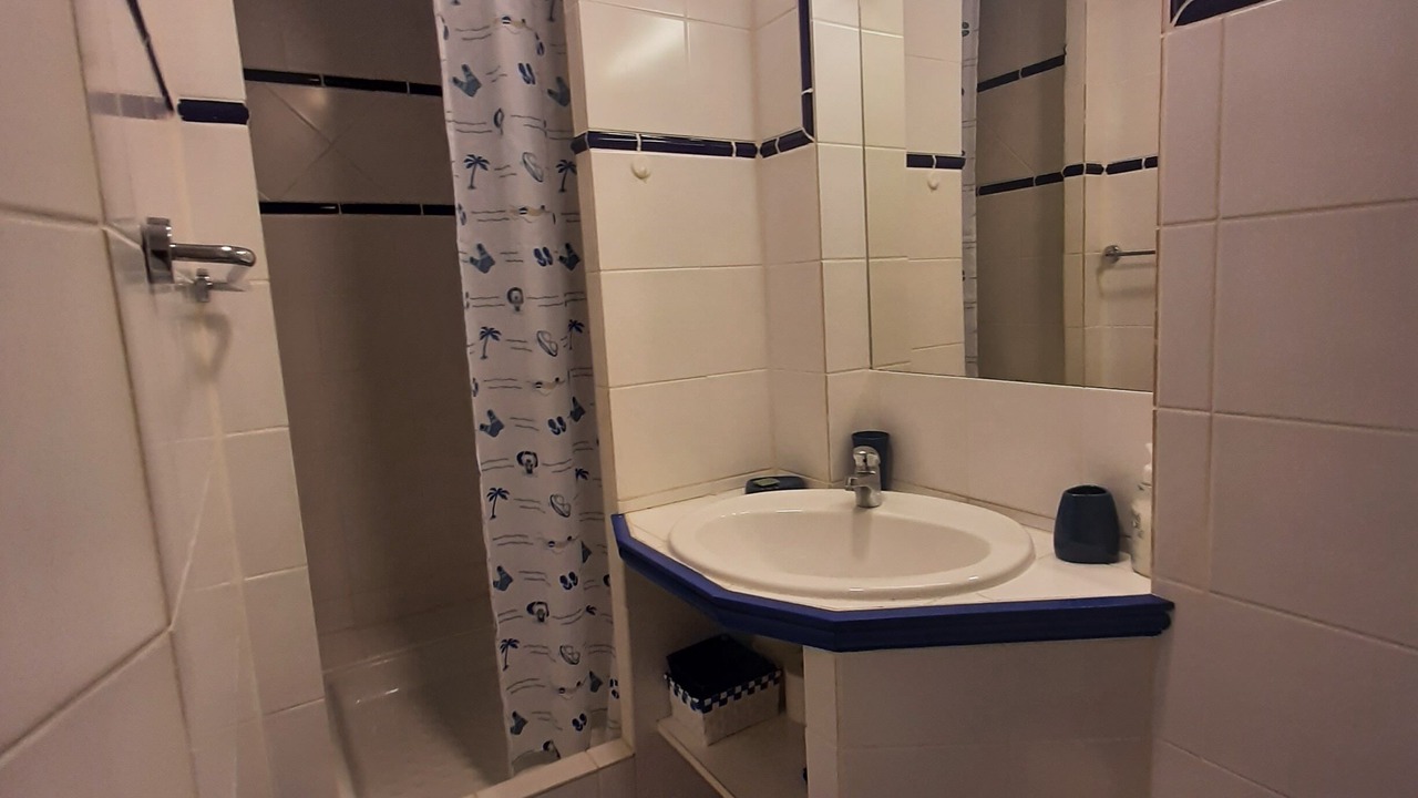 Photo of Bathroom in Banne