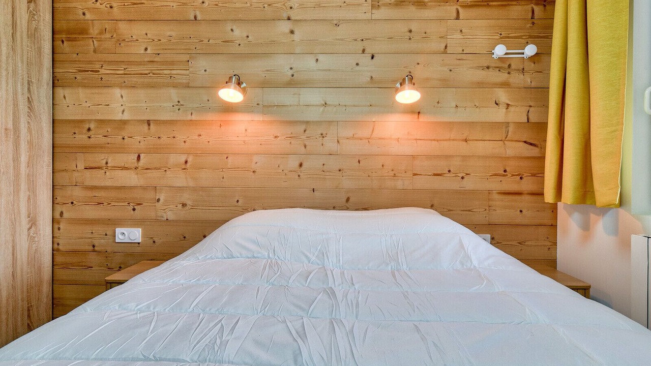Photo of Bedroom in Genos
