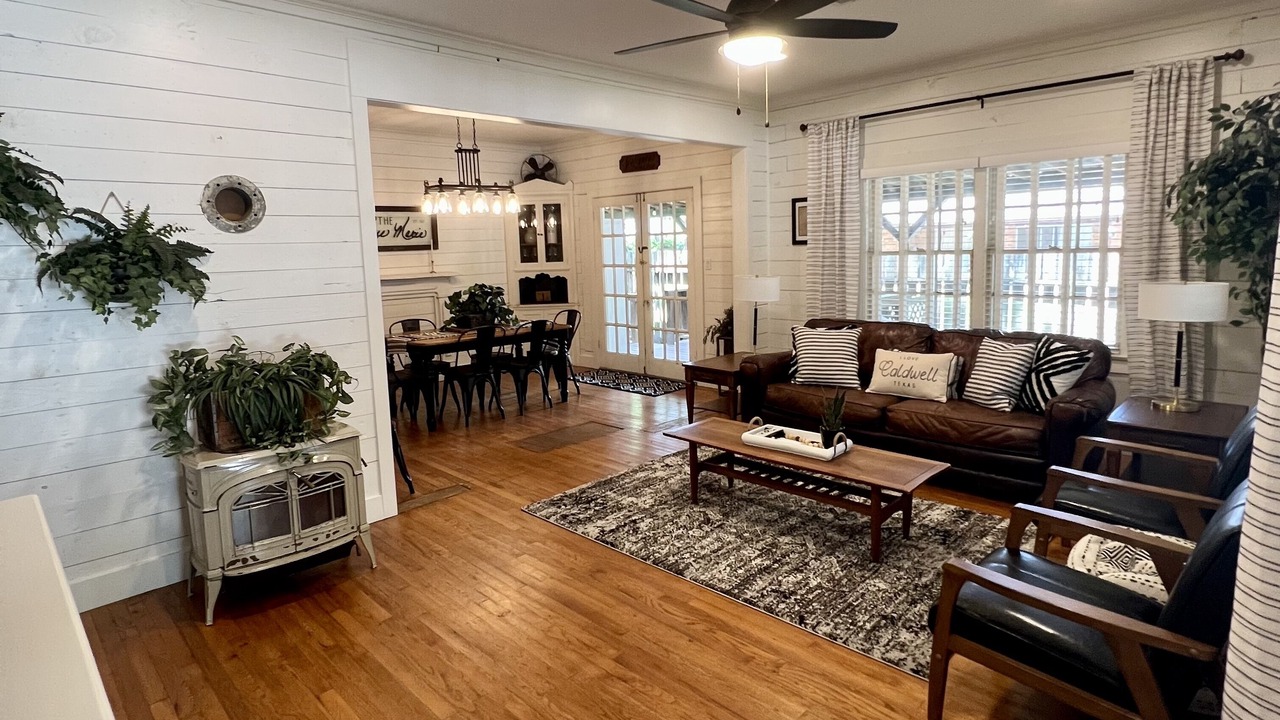 Photo of Livingroom in Caldwell