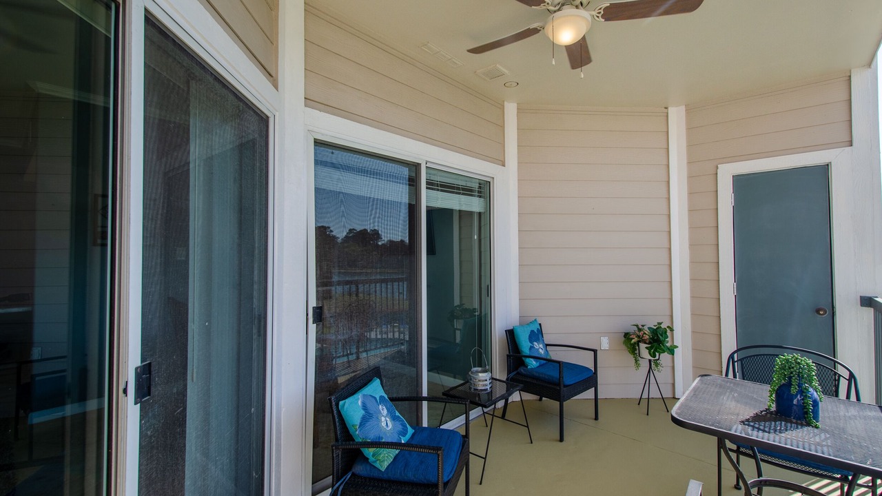 Photo of Patio Balcony in Walden on Lake Conroe