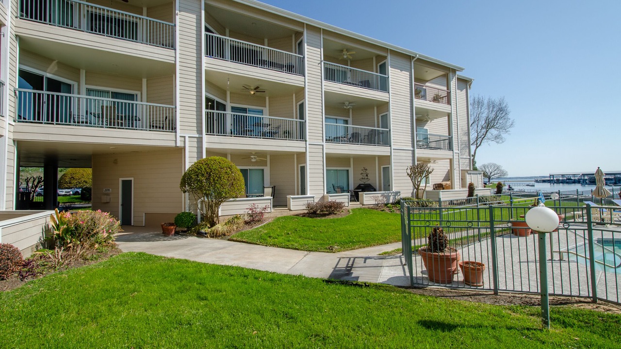 Photo of Outdoor in Walden on Lake Conroe