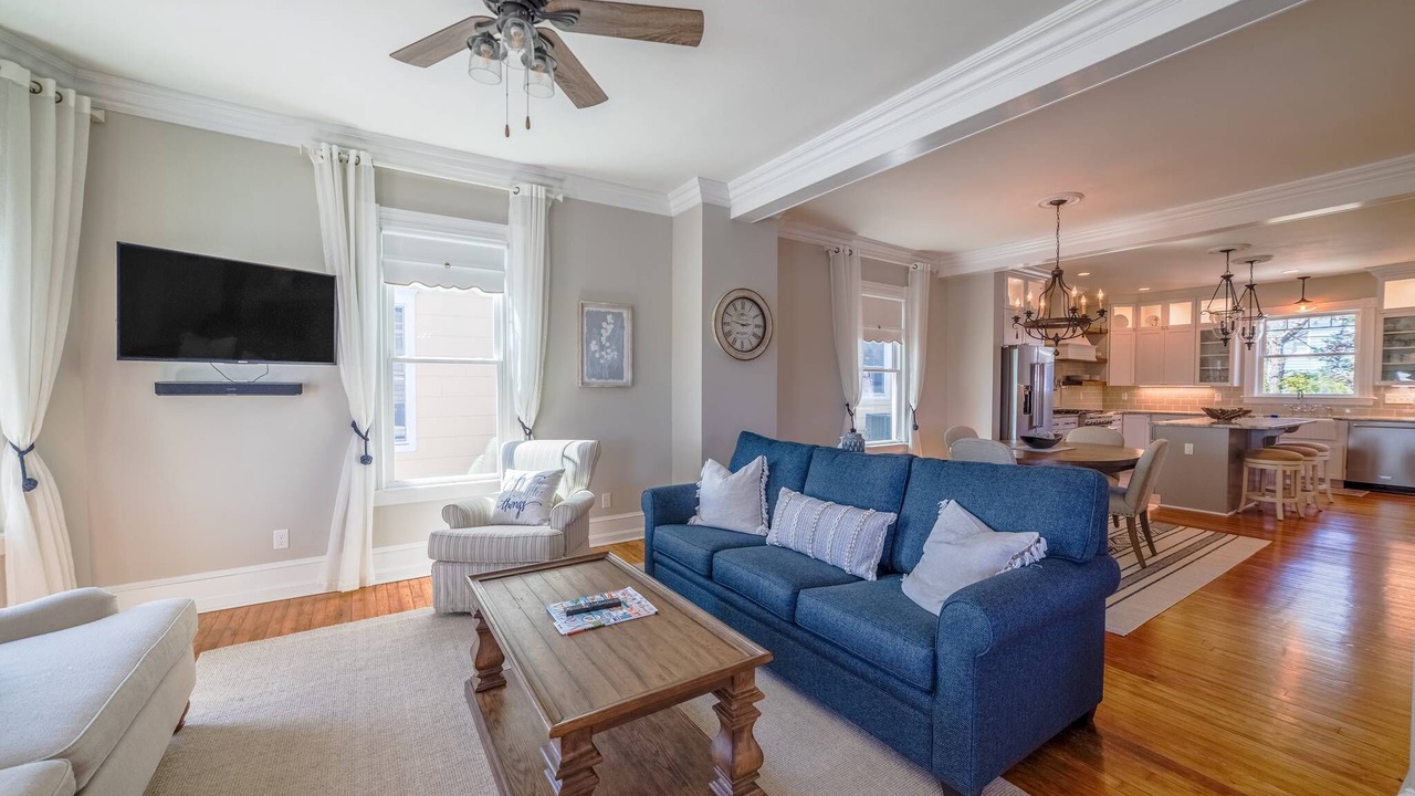 Photo of Livingroom in Cape Charles