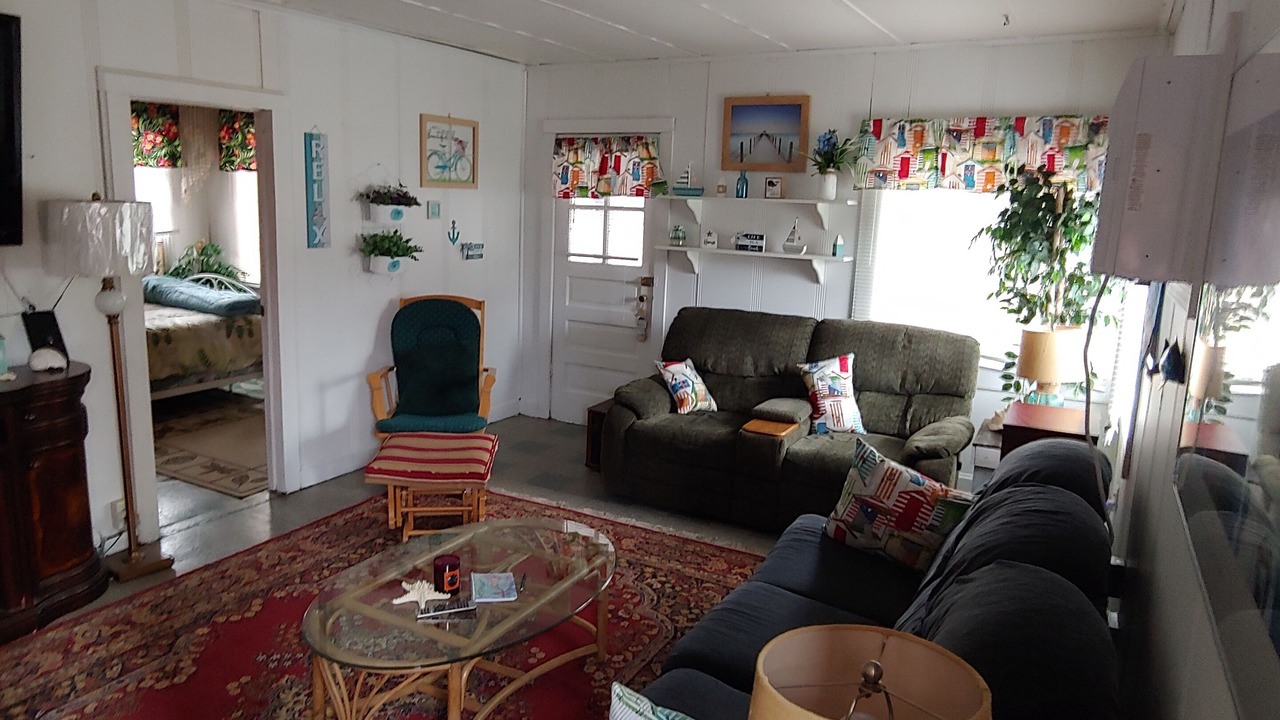 Photo of Livingroom in Blossvale