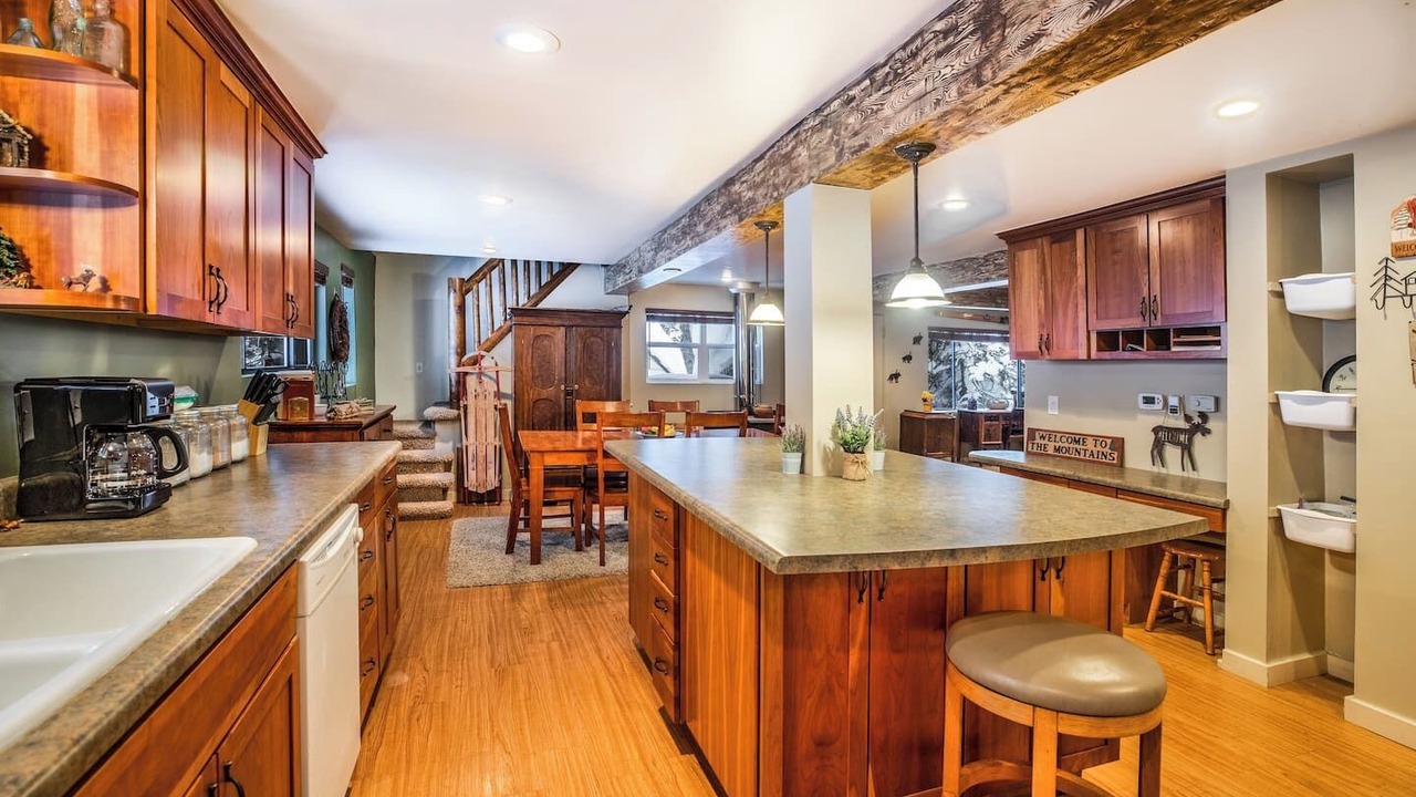 Photo of Kitchen in Salt Lake Mountain Resorts