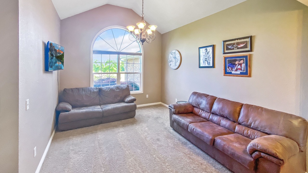 Photo of Livingroom in Ozark