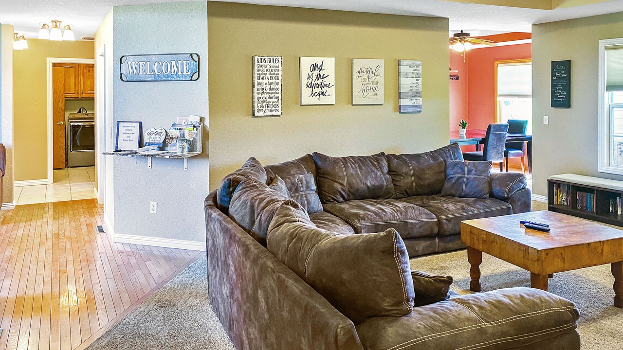 Photo of Livingroom in Ozark