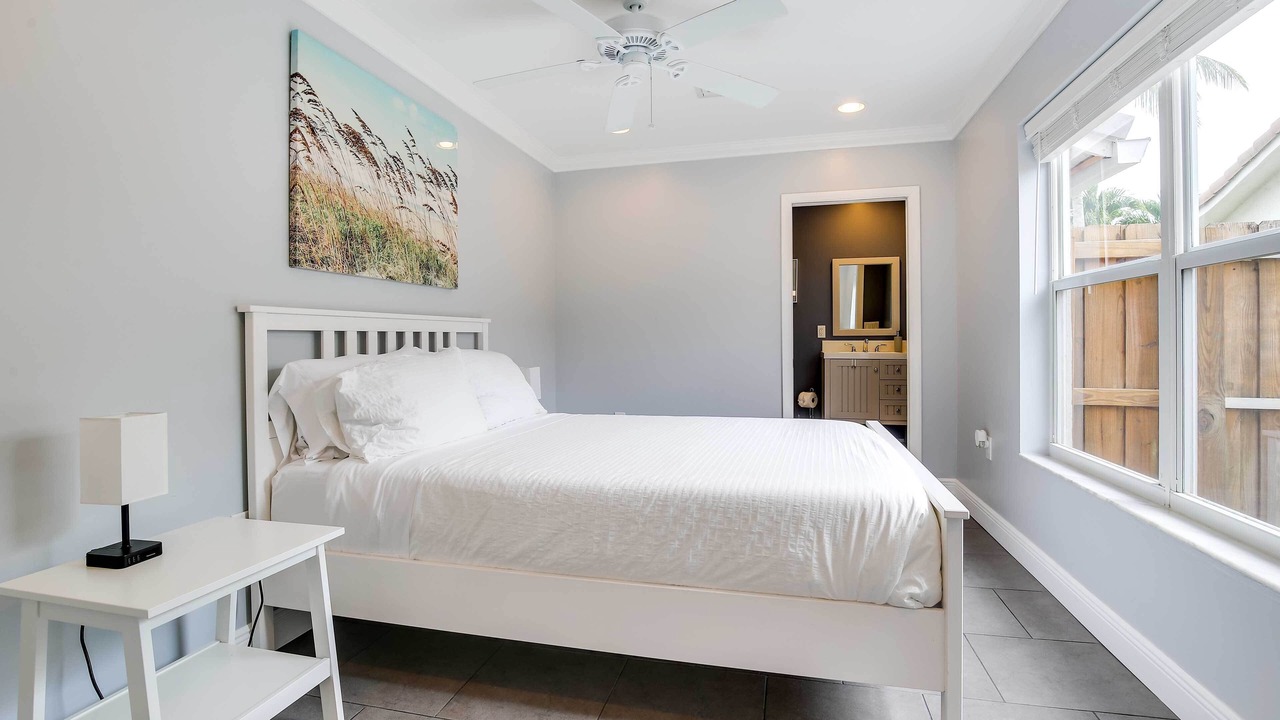 Photo of Bedroom in Boca Del Mar