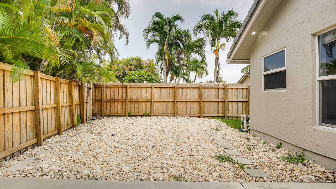 Photo of Others in Boca Del Mar