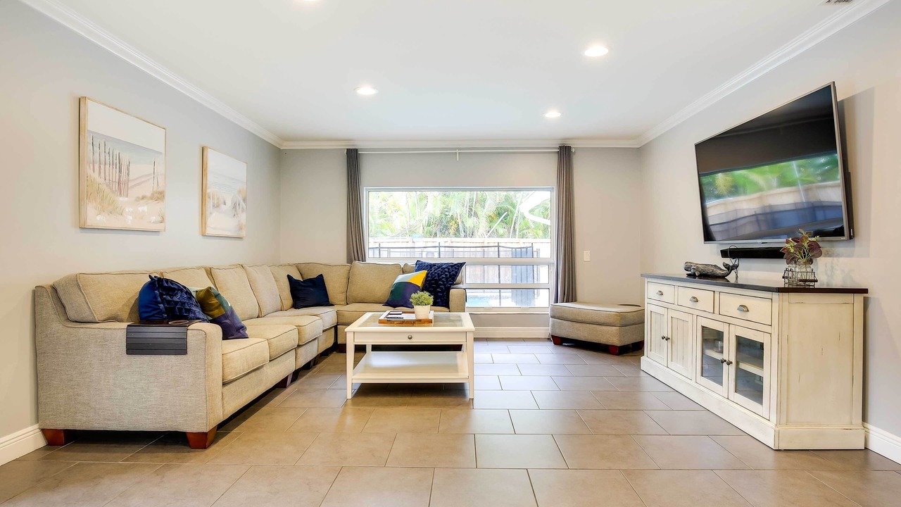 Photo of Bedroom in Boca Del Mar