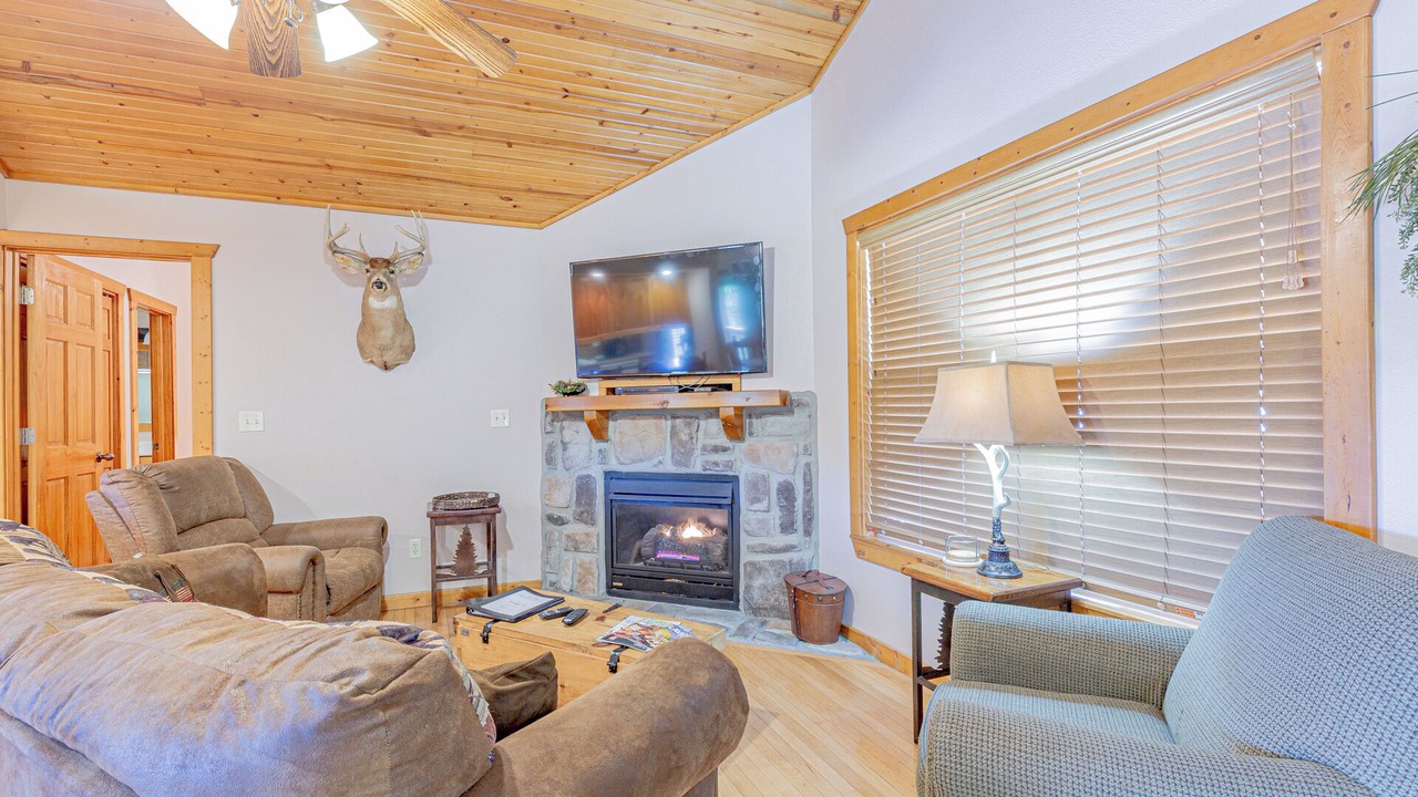 Photo of Livingroom in Reeds Spring