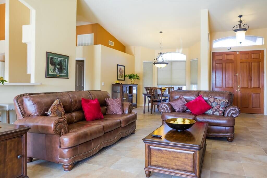 Photo of Bedroom in Palm Valley