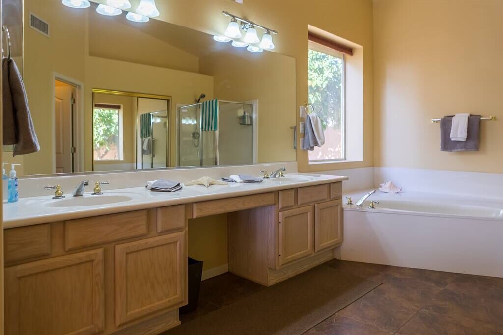 Photo of Bathroom in Palm Valley