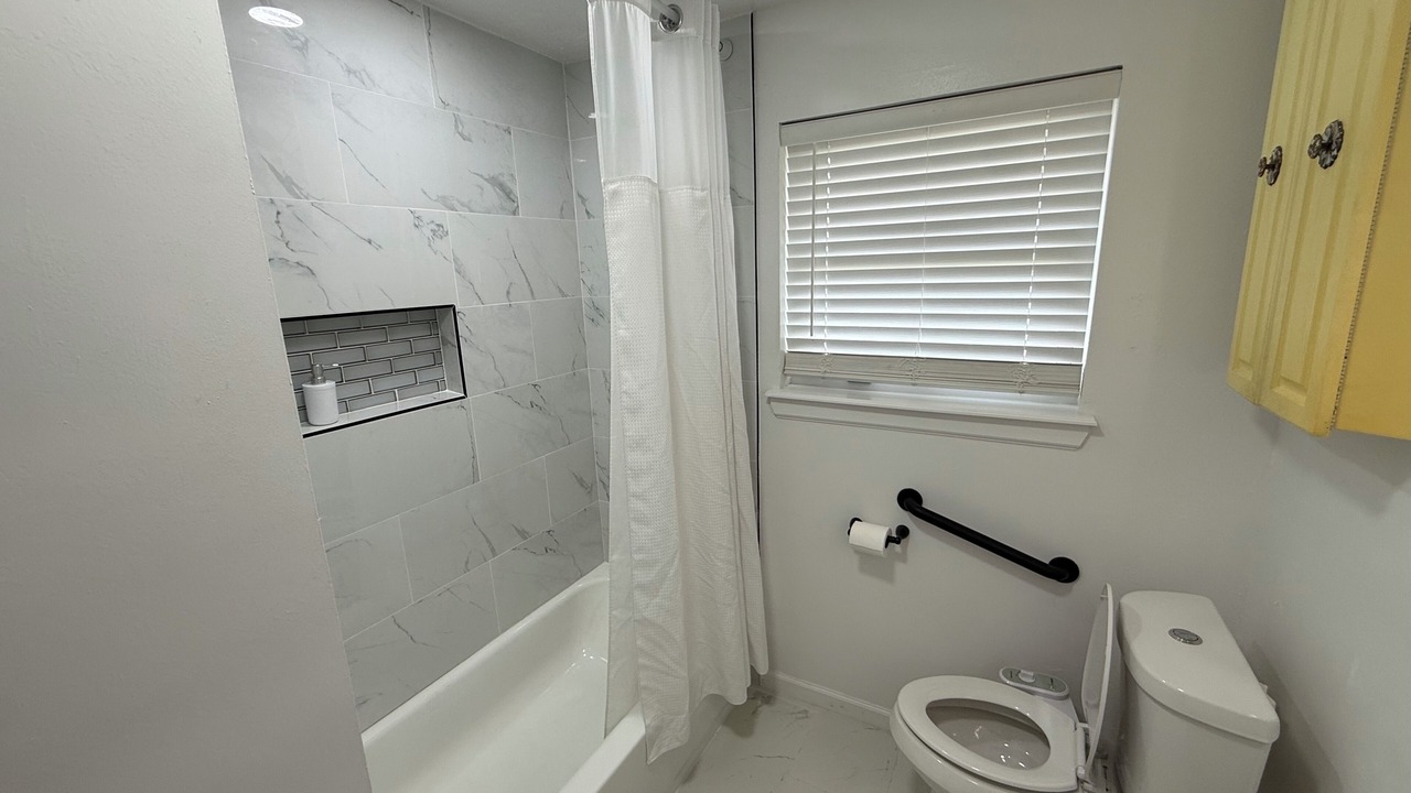 Photo of Bathroom in Midwest City