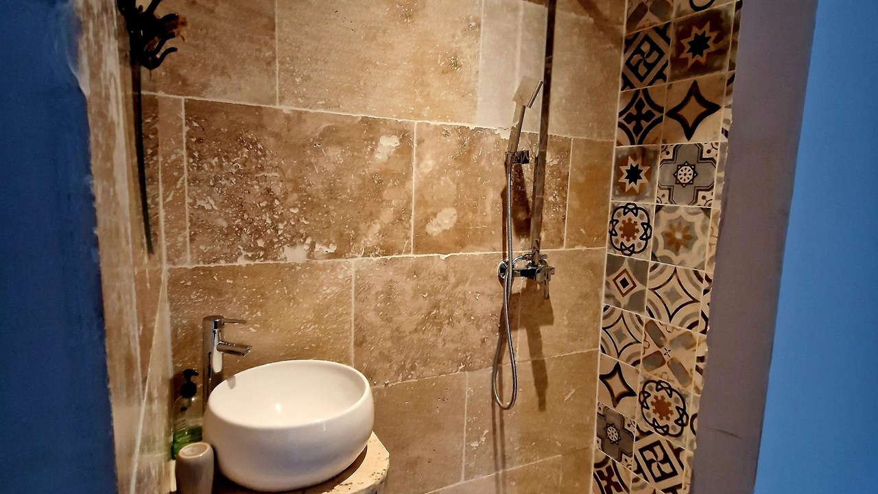 Photo of Bathroom in Uzes