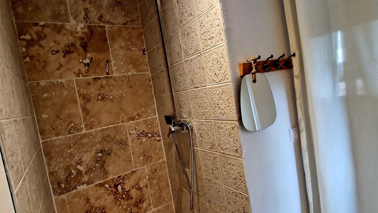 Photo of Bathroom in Uzes