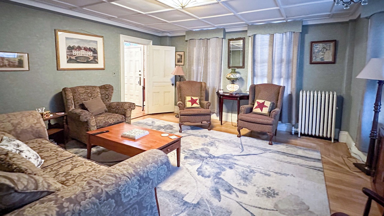 Photo of Livingroom in Norwichtown