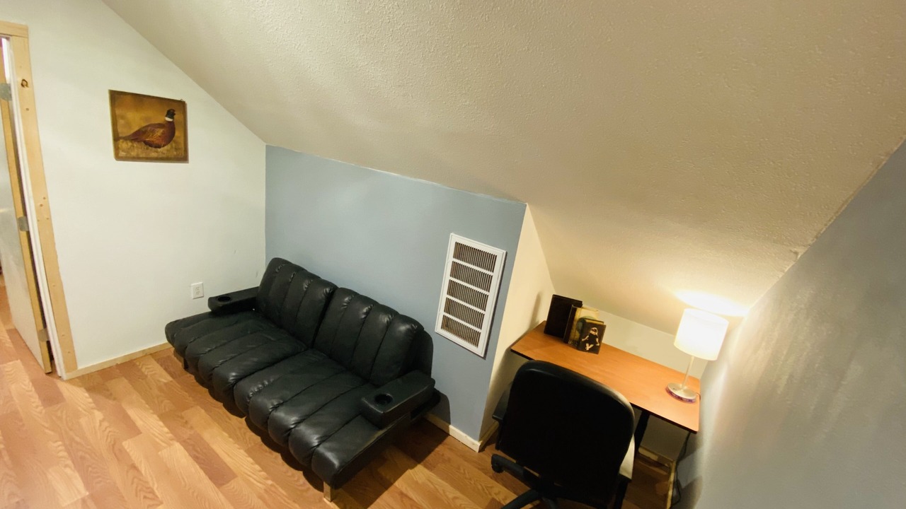 Photo of Bedroom in Willis