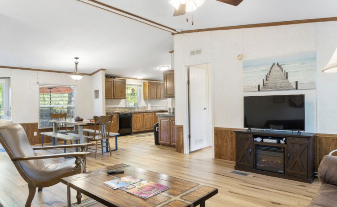 Photo of Livingroom in Kingston