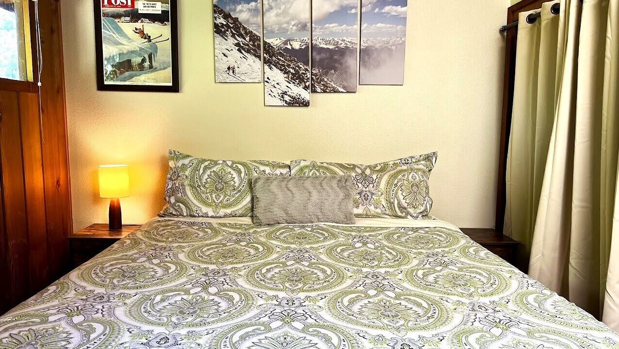 Photo of Bedroom in Gold Bar