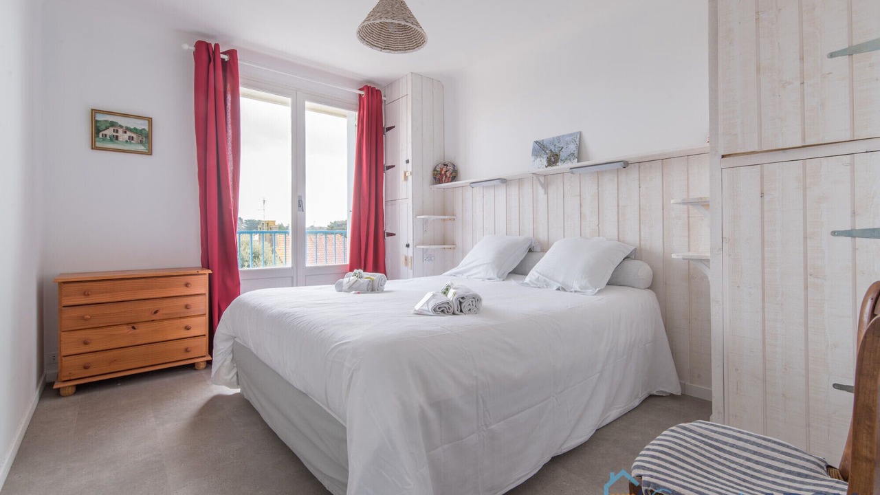 Photo of Bedroom in La Rogere