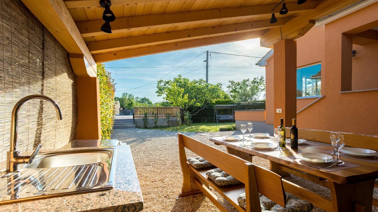 Photo of Outdoor in Nenadici