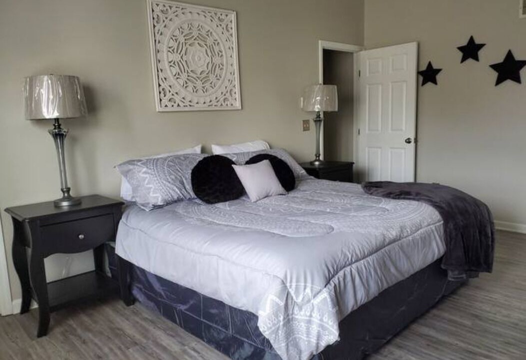 Photo of Bedroom in Pataskala