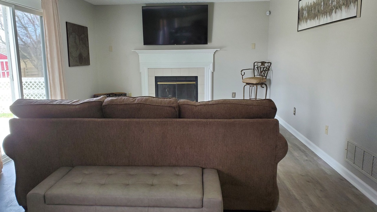 Photo of Livingroom in Pataskala