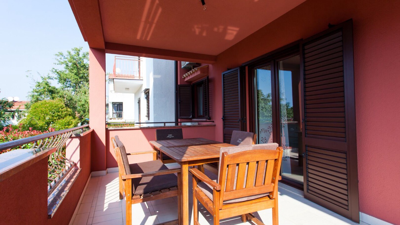 Photo of Outdoor in Spadici
