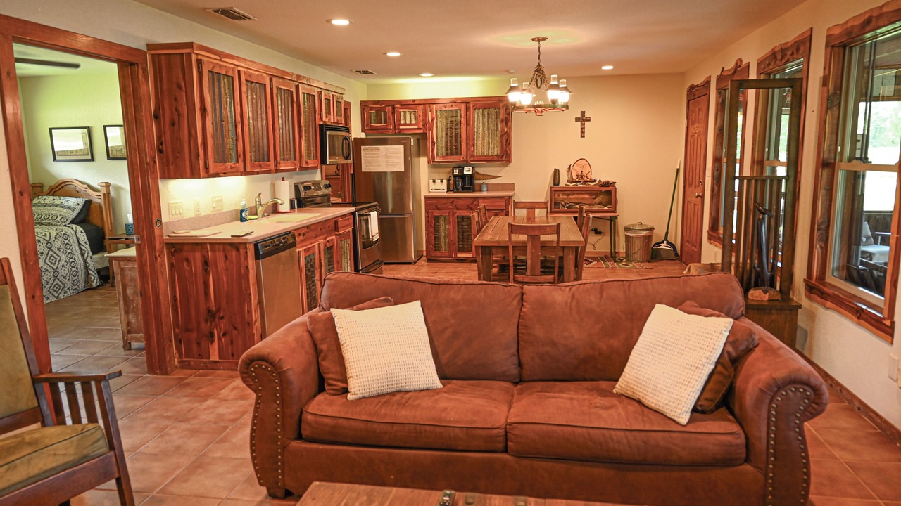 Photo of Livingroom in Edom