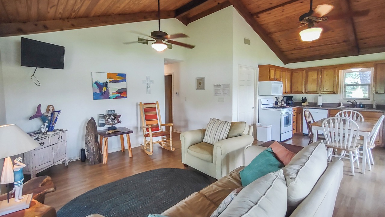 Photo of Livingroom in Edom