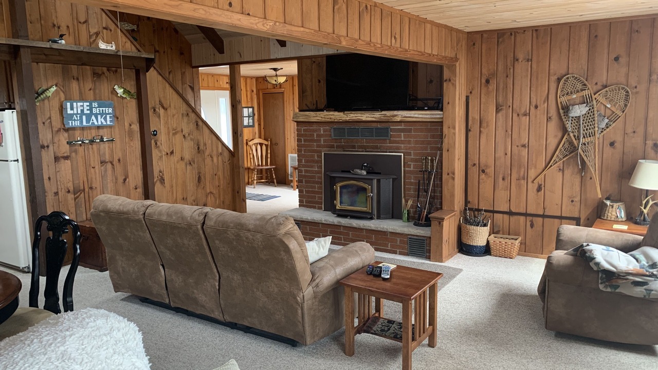 Photo of Livingroom in Long Lake