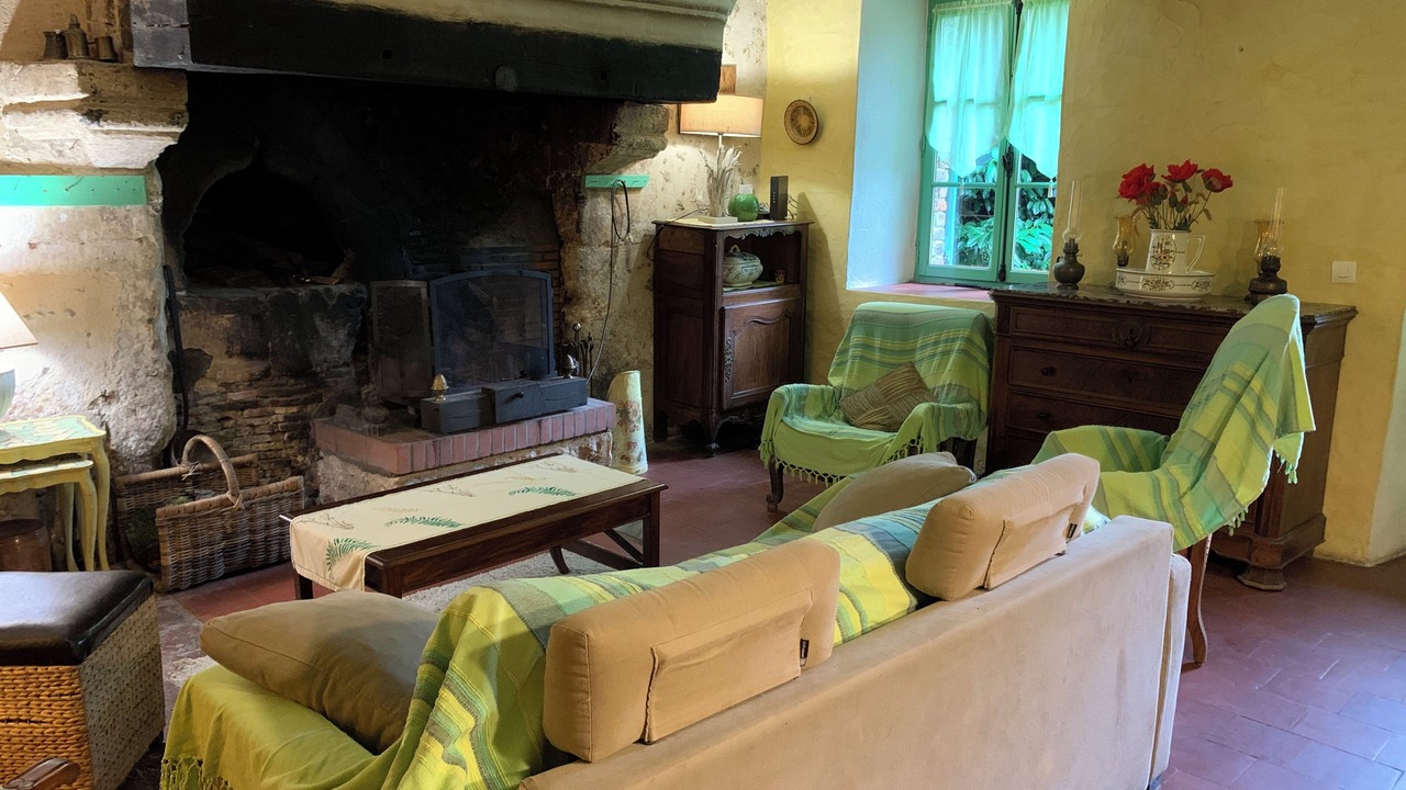 Photo of Livingroom in Beaumont-sur-Deme