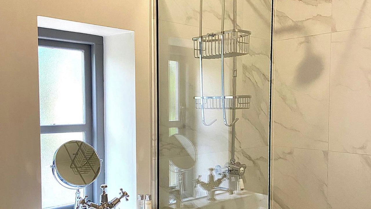 Photo of Bedroom in Parwich