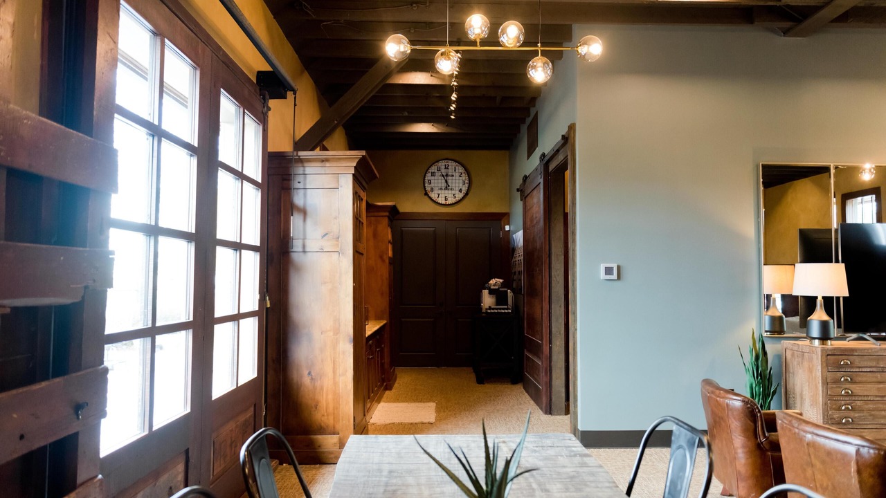 Photo of Others in Logan