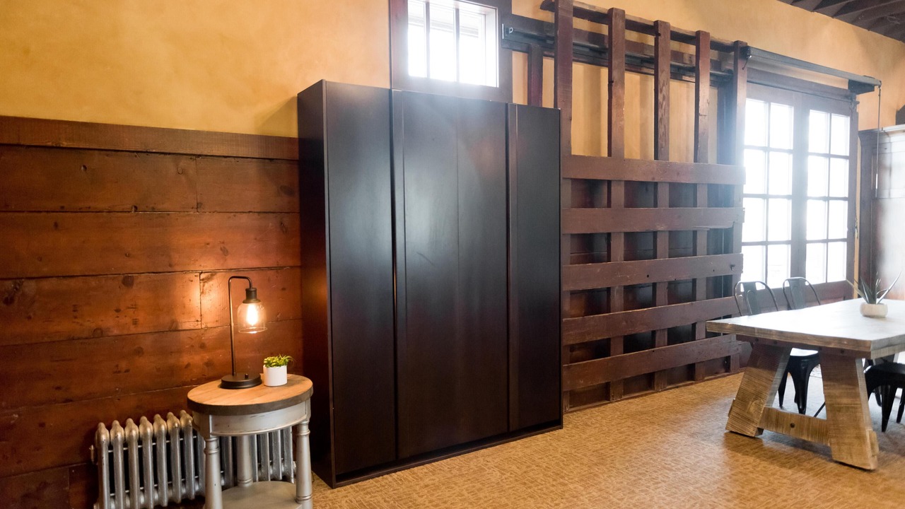 Photo of Others in Logan