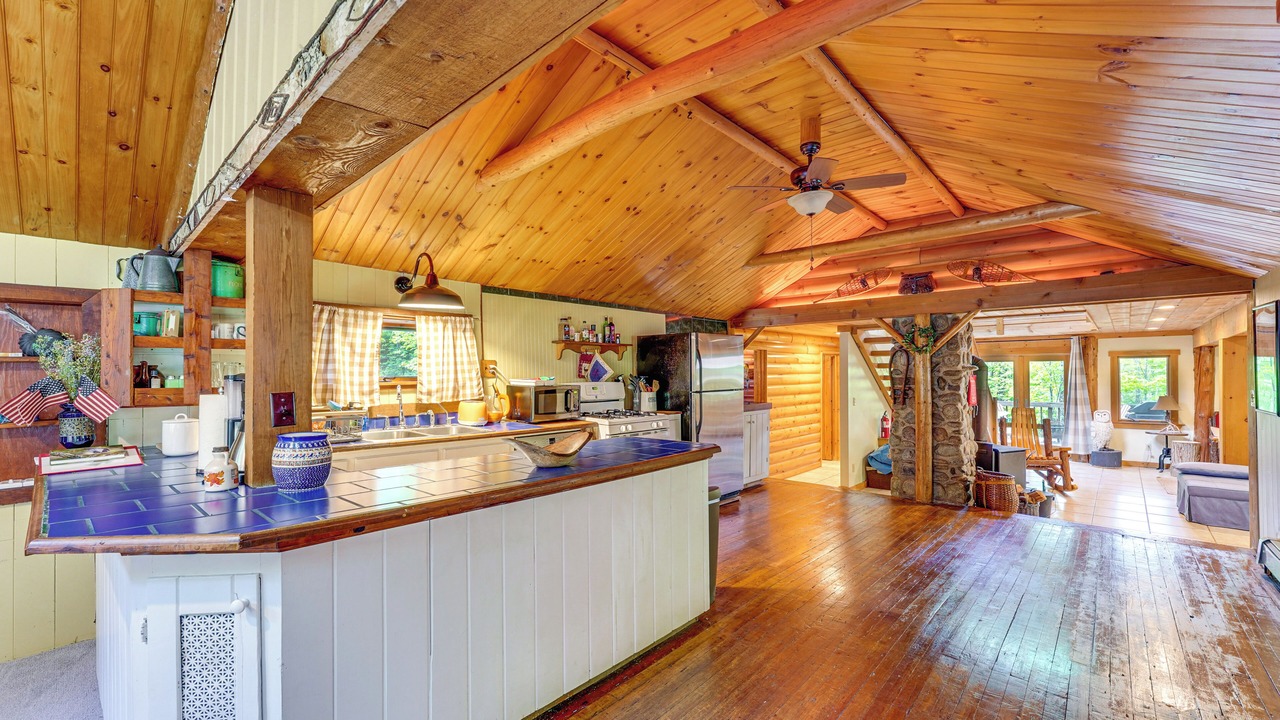 Photo of Kitchen in Saranac Lake