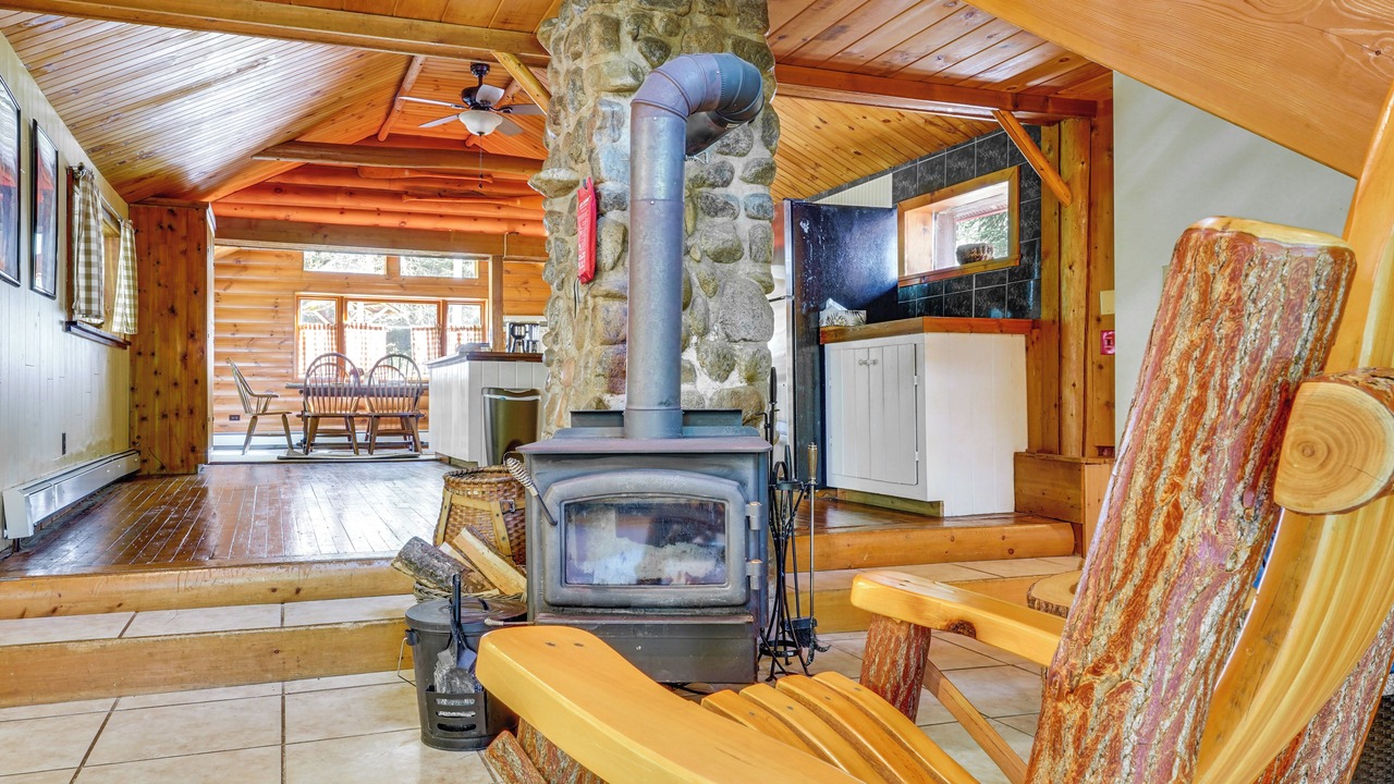 Photo of Bedroom in Saranac Lake
