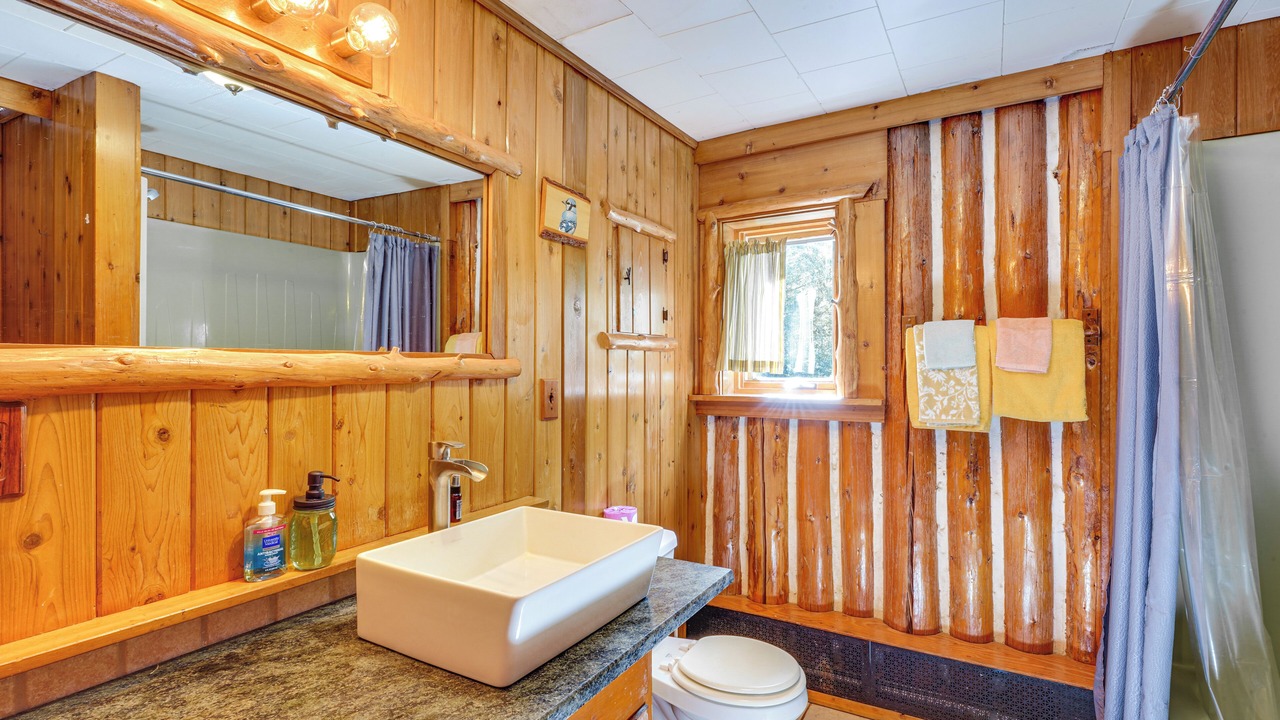 Photo of Bathroom in Saranac Lake