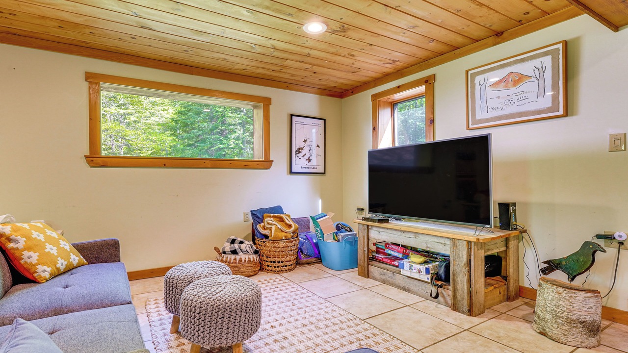 Photo of Livingroom in Saranac Lake