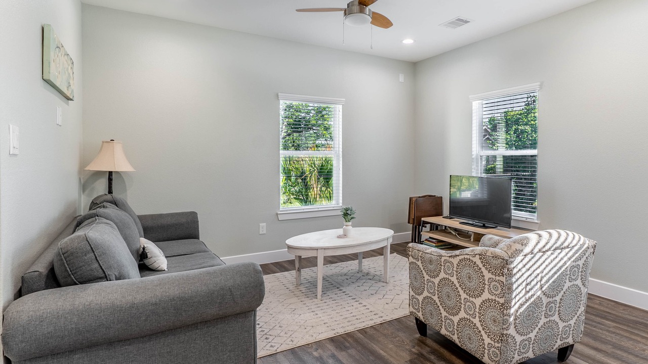 Photo of Livingroom in Clear Lake Shores