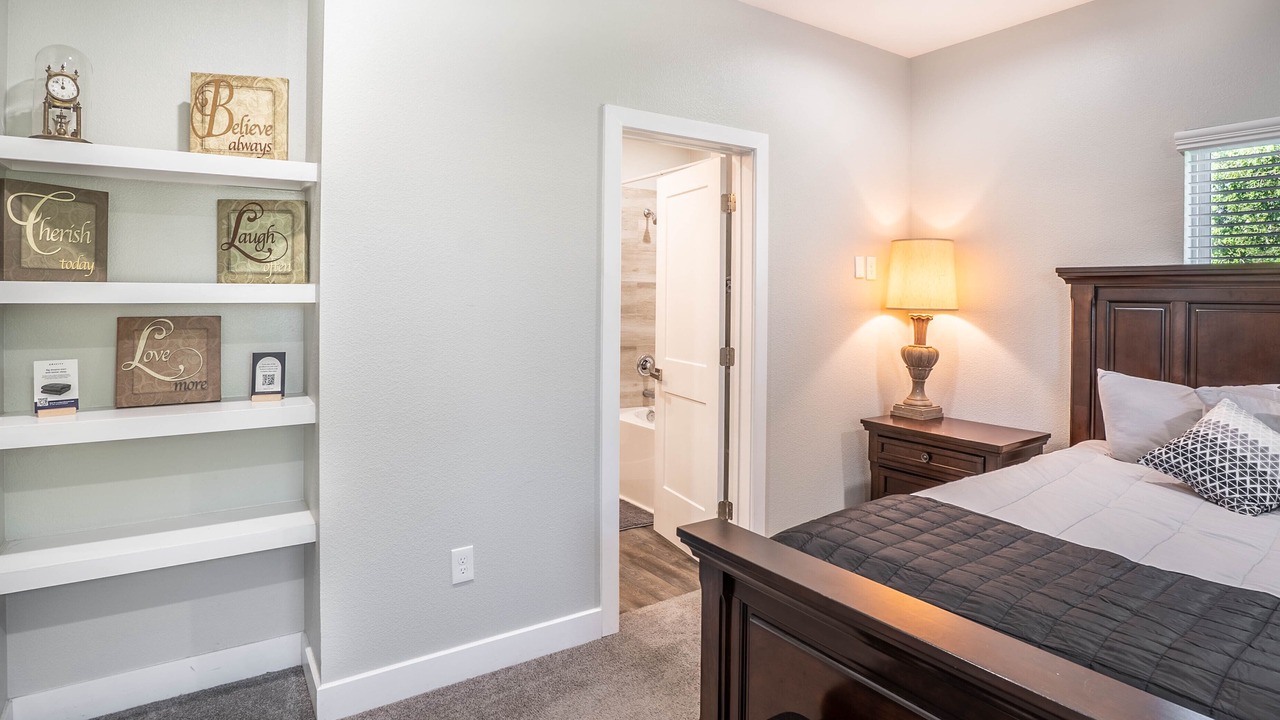 Photo of Bedroom in Clear Lake Shores