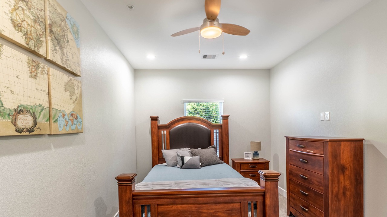 Photo of Bedroom in Clear Lake Shores