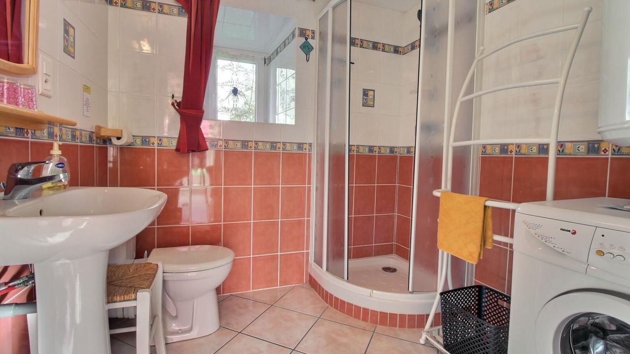 Photo of Bathroom in Plumelec