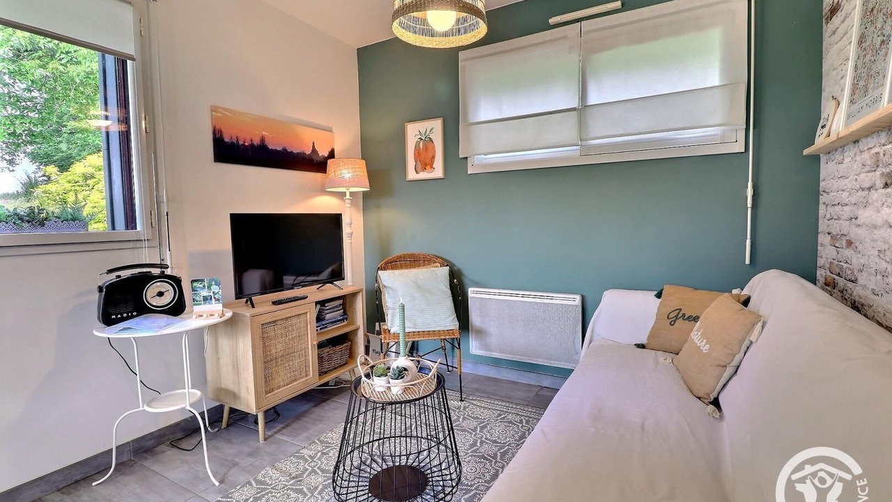 Photo of Livingroom in Corps-Nuds