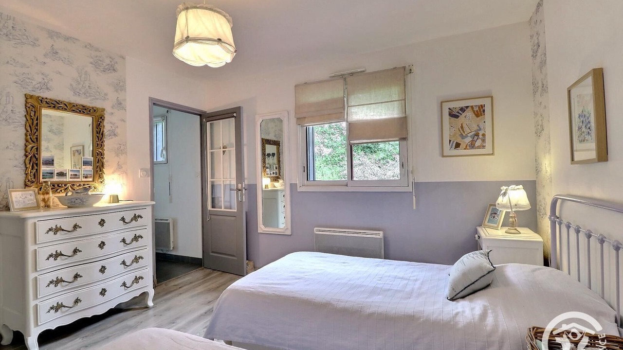 Photo of Bedroom in Corps-Nuds