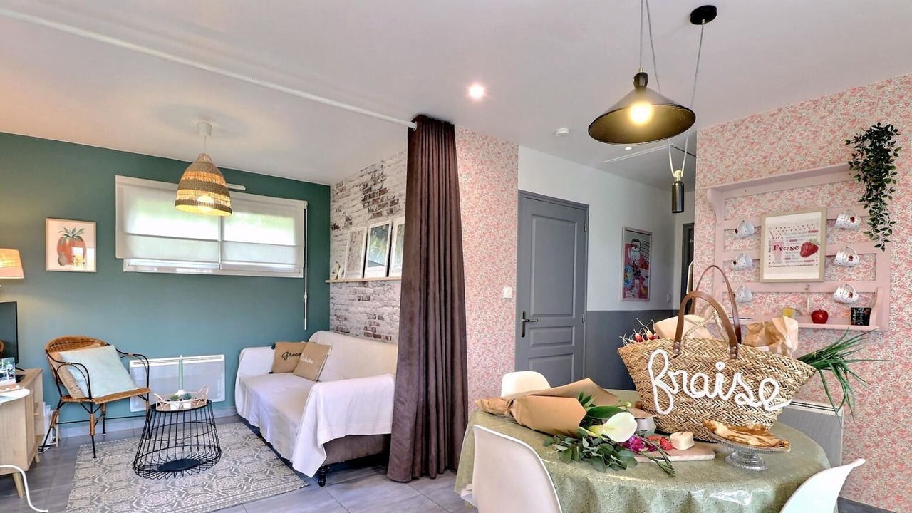 Photo of Livingroom in Corps-Nuds