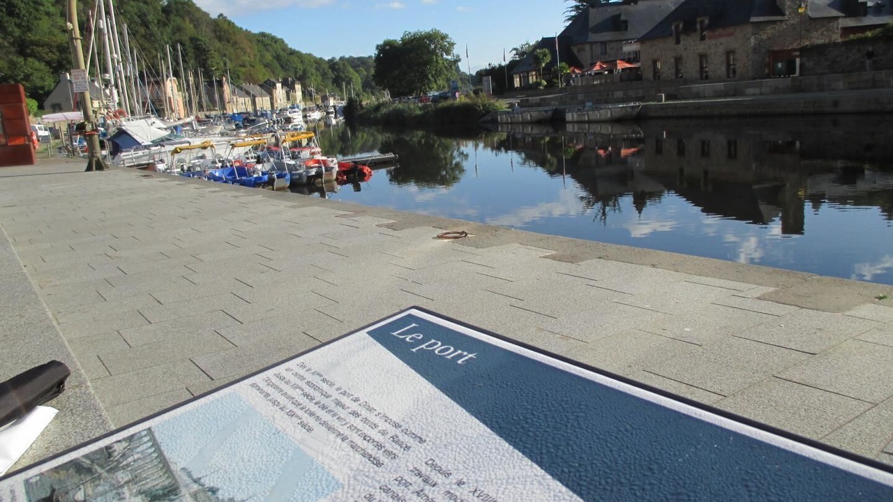 Photo of Others in Dinan